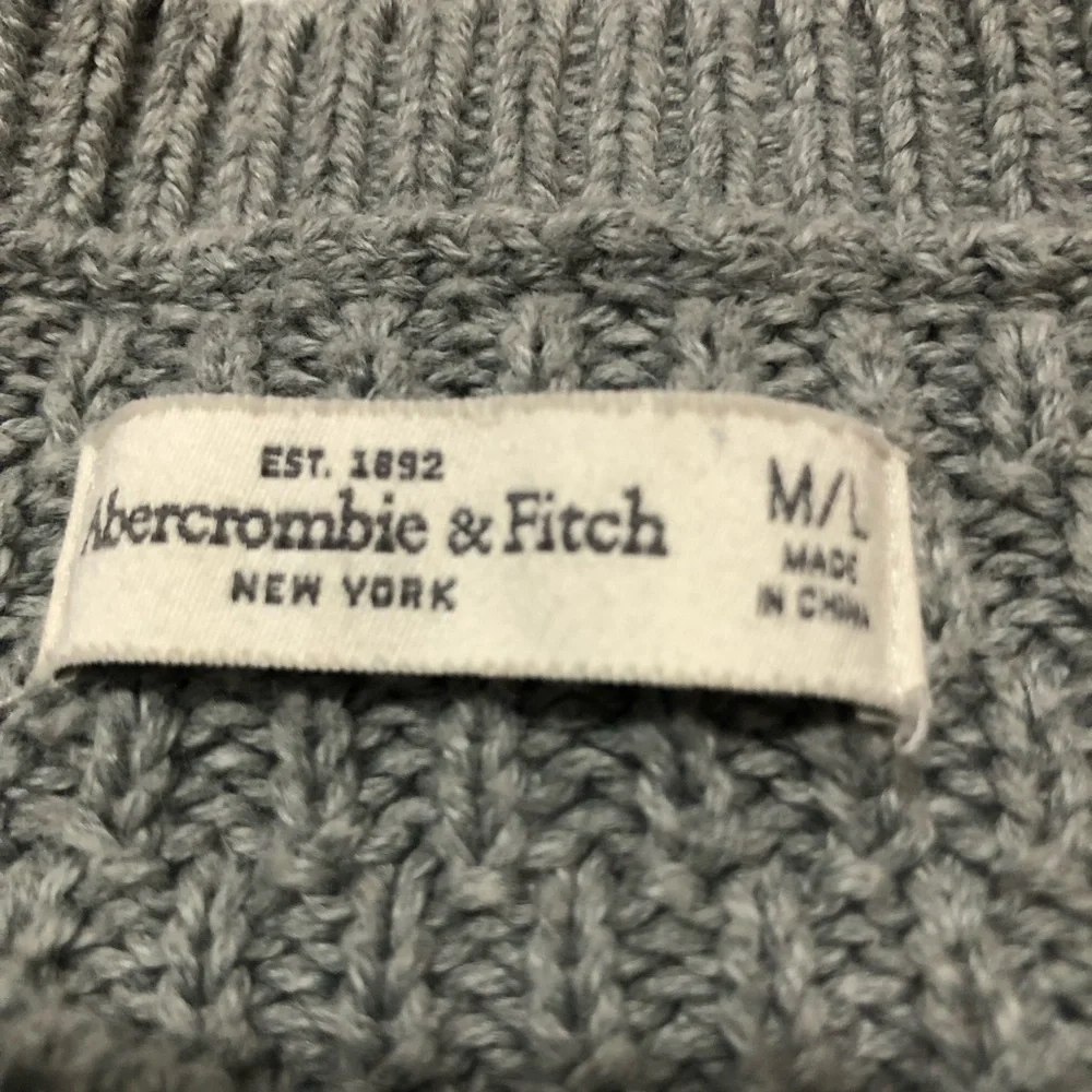 Abercrombie & Fitch Women’s Long Sleeve Pullover Stretch Gray Sweater size M/L